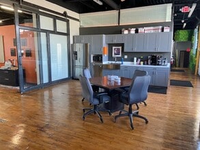 1302 S Main St, Oshkosh, WI for lease Building Photo- Image 1 of 9