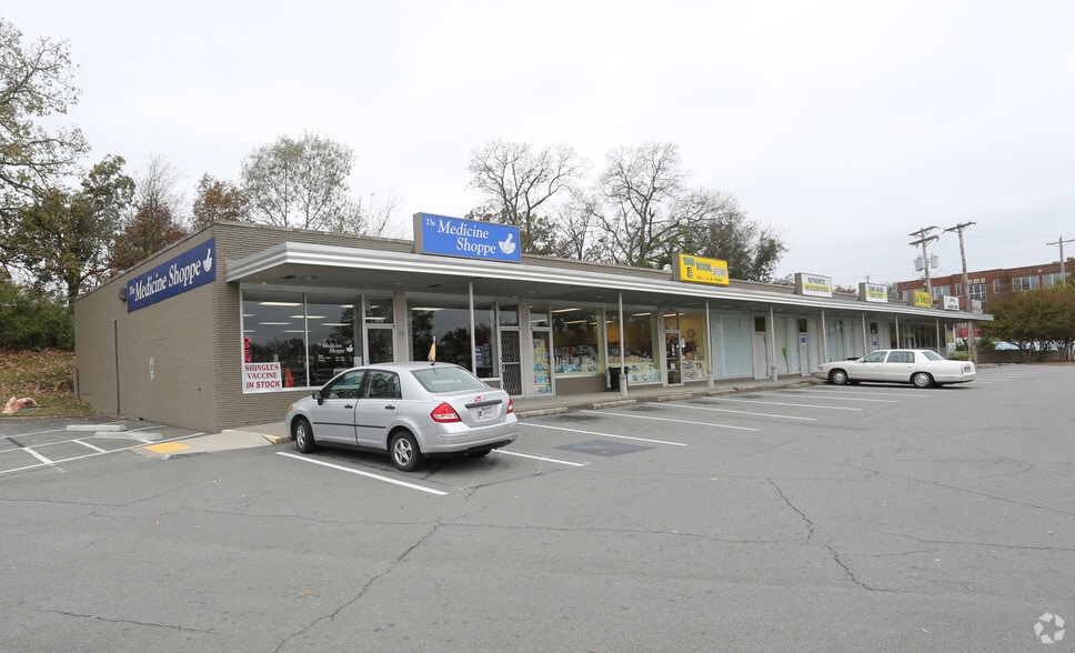 3812-3836 John F Kennedy Blvd, North Little Rock, AR for lease - Building Photo - Image 2 of 2