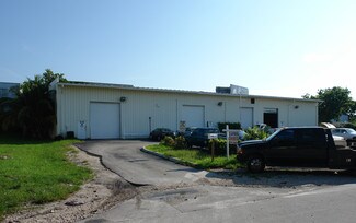 Plus de détails pour 519 SE 32nd Ct, Fort Lauderdale, FL - Industriel à louer