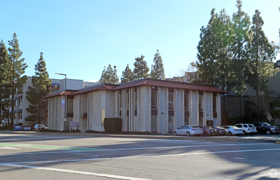 1875 Olympic Blvd, Walnut Creek, CA for sale - Primary Photo - Image 1 of 1