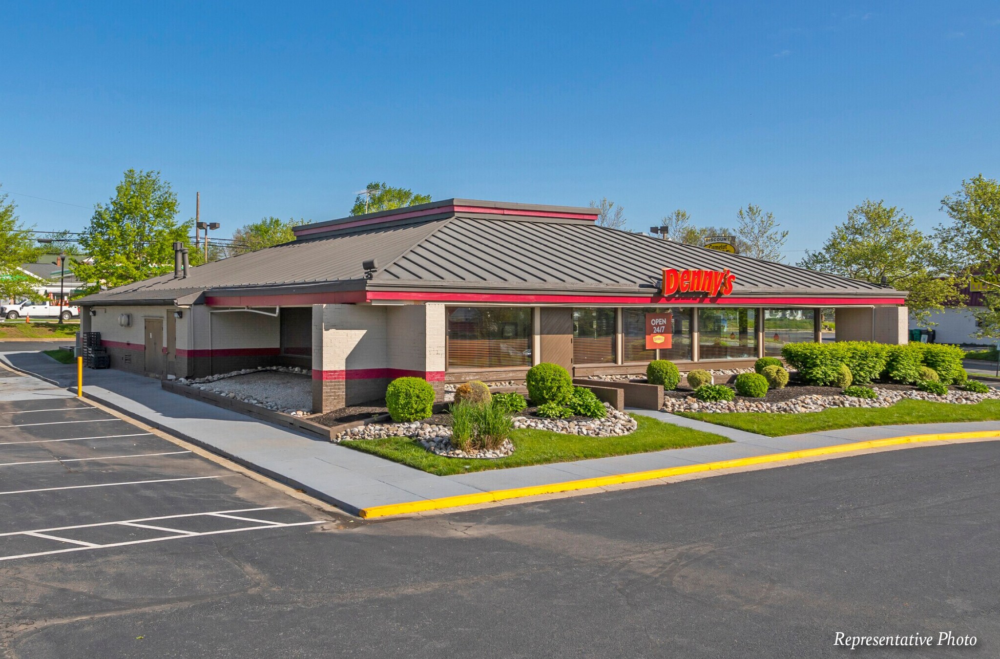 248 Quaker Rd, Queensbury, NY à vendre Photo principale- Image 1 de 6