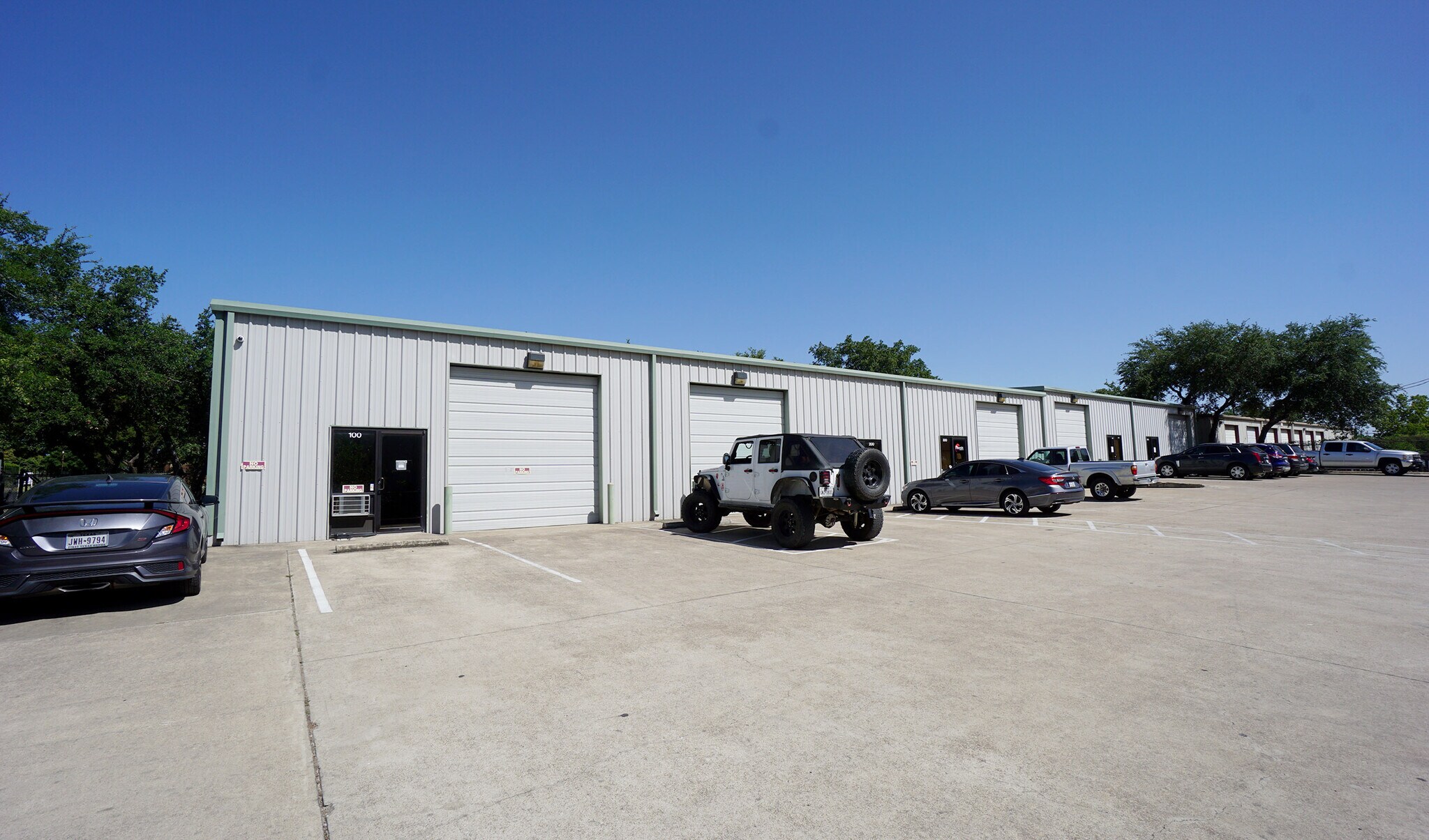 500 Victor Dr, Austin, TX for lease Building Photo- Image 1 of 8