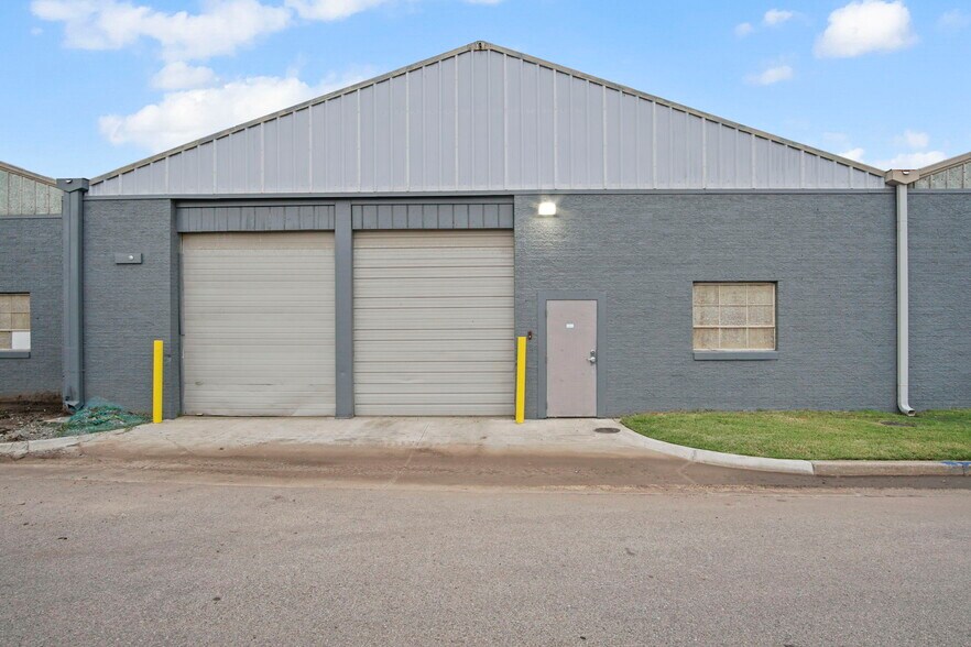 1639 NW 5th St, Oklahoma City, OK à vendre - Photo du bâtiment - Image 2 de 9