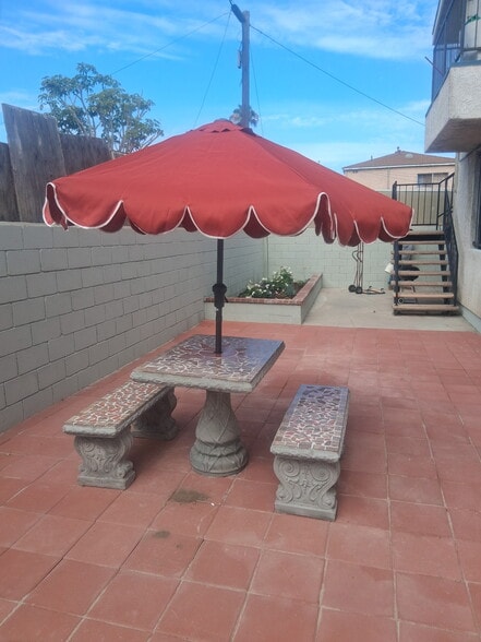3940 W 112th St, Inglewood, CA for sale - Building Photo - Image 3 of 11