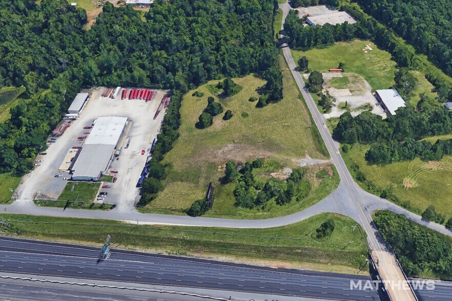 2565 Eden Terrace Ext, Rock Hill, SC à louer - Photo du bâtiment - Image 2 de 7