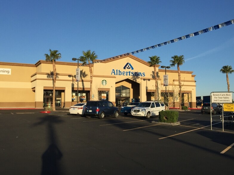 565 College Dr, Henderson, NV for lease - Building Photo - Image 1 of 6
