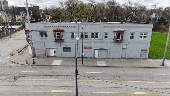 Plus de détails pour 6928 Superior Ave, Cleveland, OH - Multi-résidentiel à vendre