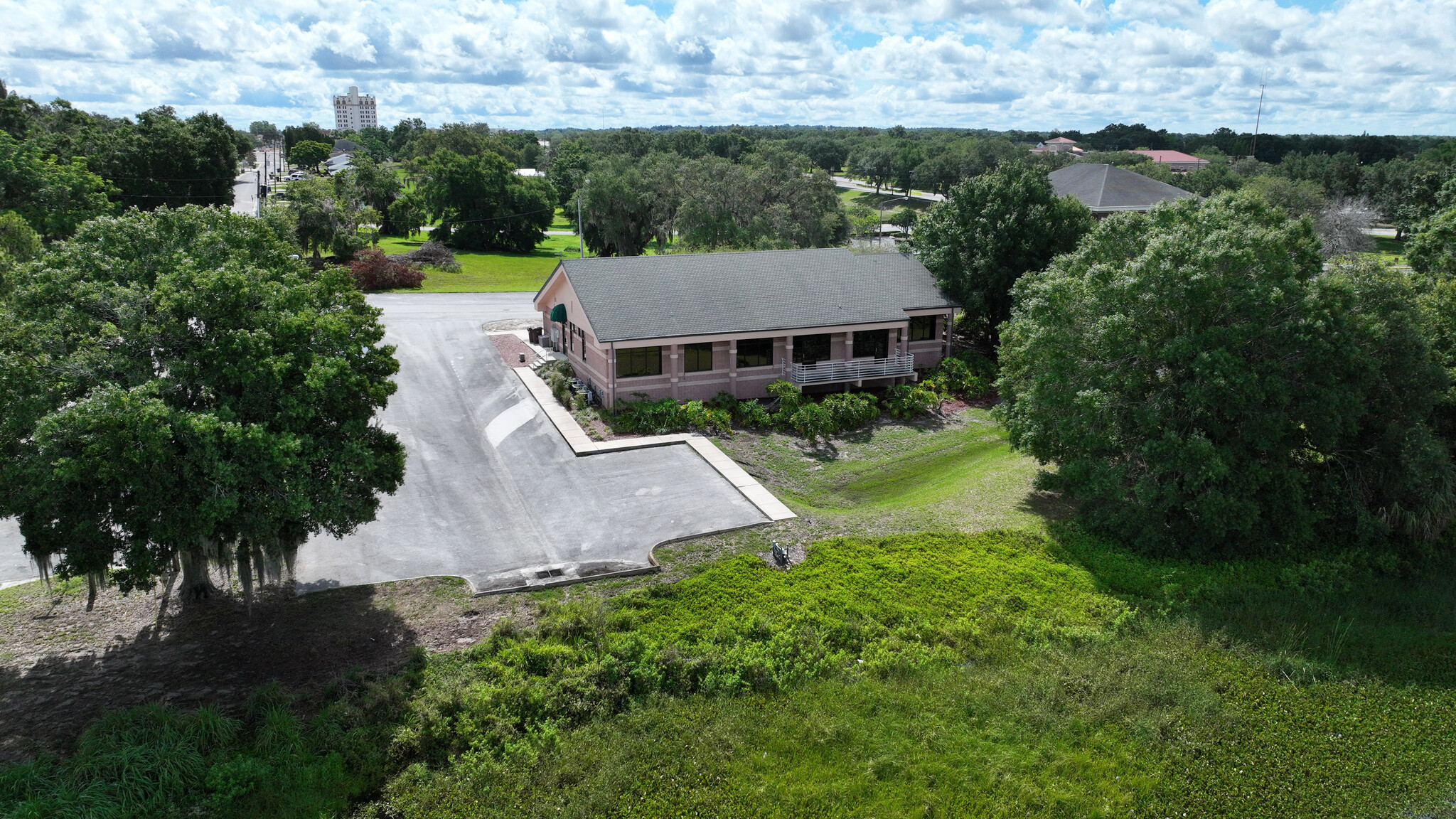 302 W Central Ave, Lake Wales, FL à vendre Photo du bâtiment- Image 1 de 1