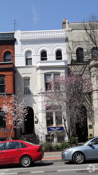 1604 17th St NW, Washington, DC à louer - Photo du bâtiment - Image 2 de 11