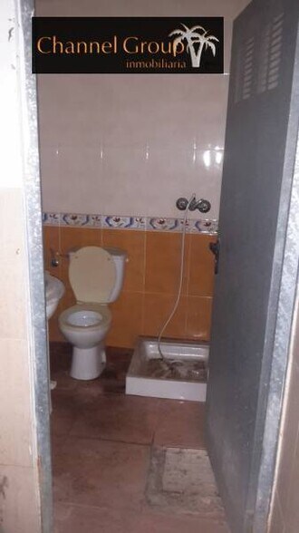 Commerce de détail dans Orihuela, Alicante à vendre - Photo du bâtiment - Image 2 de 3