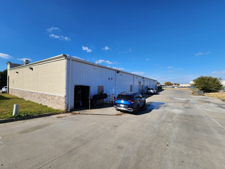 6005-6011 S Mingo Rd, Tulsa, OK à louer - Photo du bâtiment - Image 2 de 2