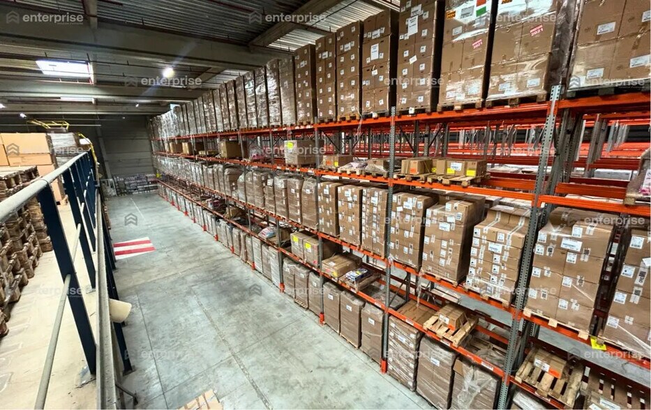 Industriel dans Creil à louer - Photo intérieure - Image 3 de 6