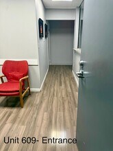 15720 Ventura Blvd, Encino, CA for lease Interior Photo- Image 2 of 13