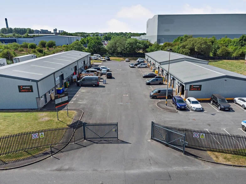 Croftwood Sq, Wigan for lease - Building Photo - Image 2 of 4