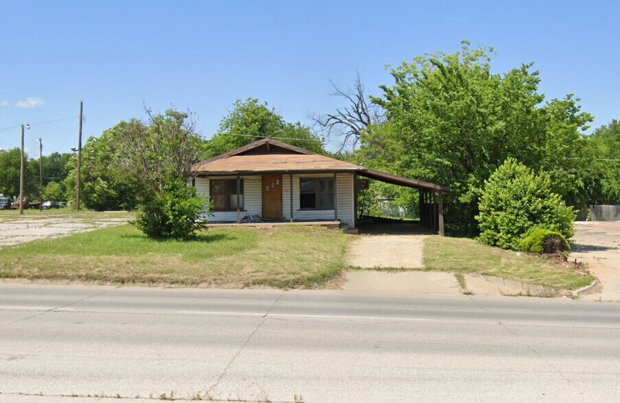 309 SW Lee Blvd, Lawton, OK for sale - Building Photo - Image 3 of 3