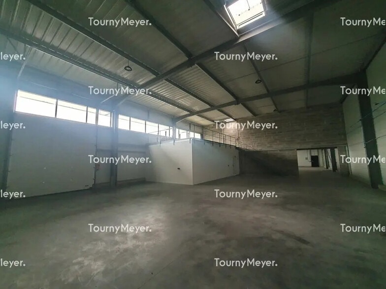 Office in Mérignac for lease - Building Photo - Image 3 of 7