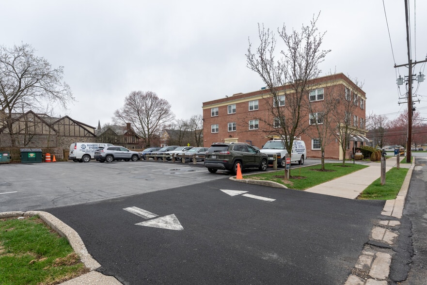 252 Main St, Goshen, NY for sale - Building Photo - Image 3 of 15