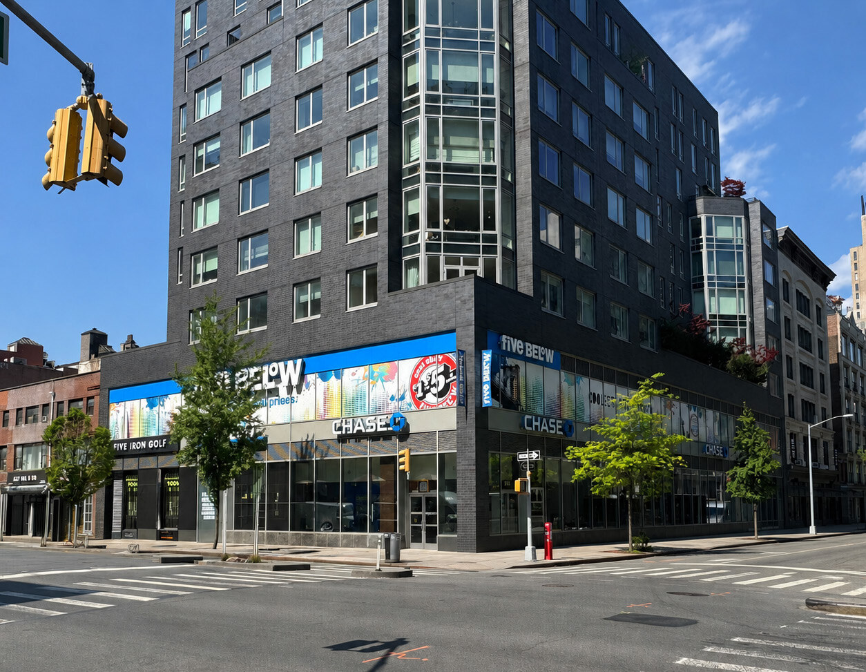 611 6th Ave, New York, NY for lease Interior Photo- Image 1 of 2