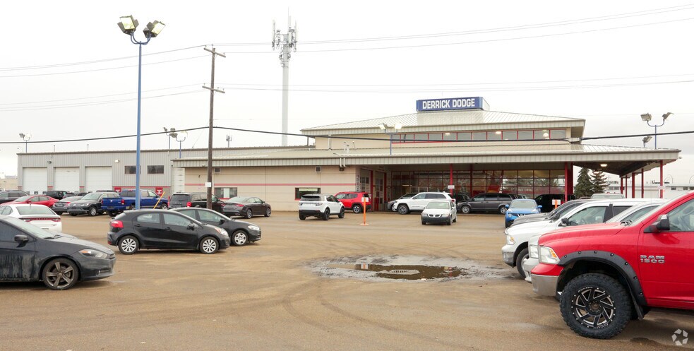 6311 104 St NW, Edmonton, AB à vendre - Photo du bâtiment - Image 2 de 7