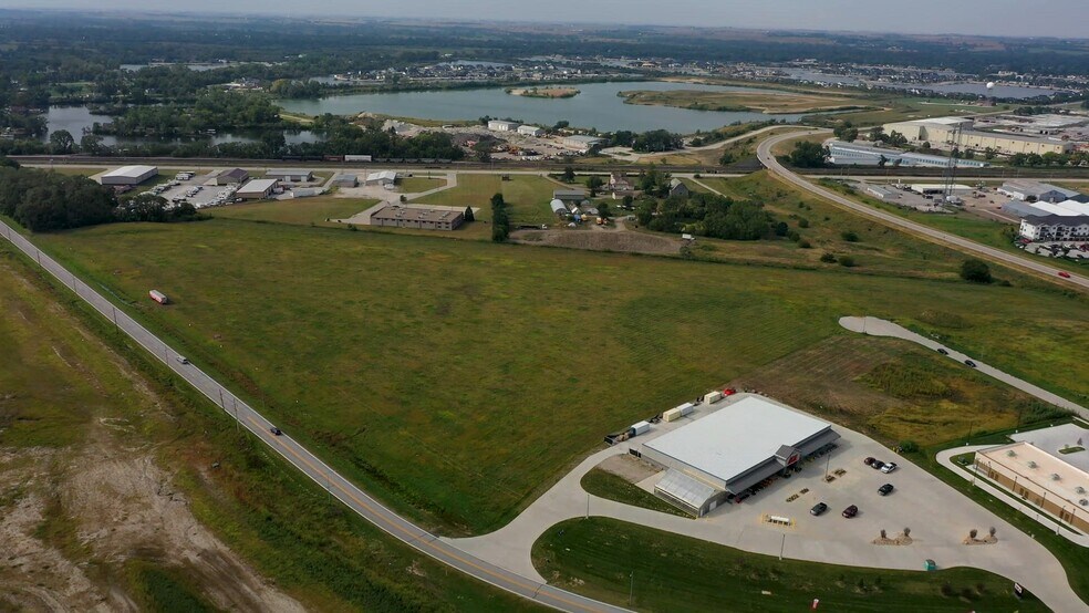 HWY 275 & HWY 64 hwy, Valley, NE à vendre - Vidéo sur l’inscription commerciale - Image 2 de 7