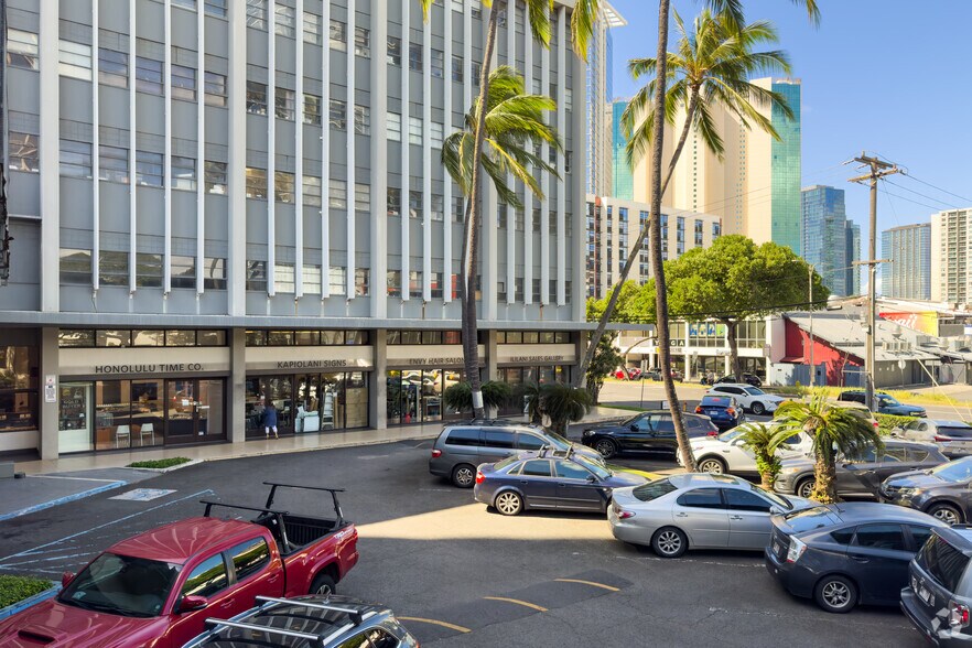 1311 Kapiolani Blvd, Honolulu, HI à louer - Photo du bâtiment - Image 2 de 8