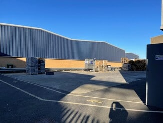 Plus de détails pour 21 Porte Marsh Rd, Calne - Industriel à louer