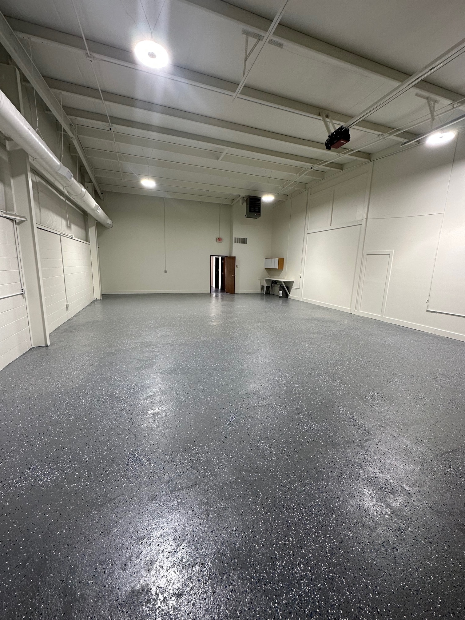 5499 Perry Dr, Waterford, MI for lease Interior Photo- Image 1 of 9