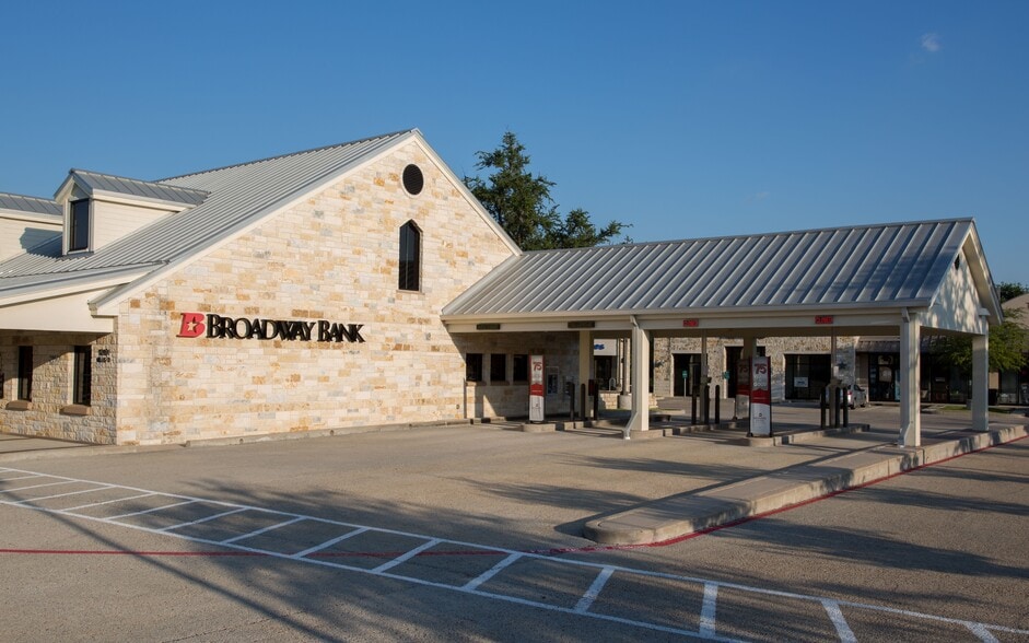 12101 Bee Caves Rd, Austin, TX for lease - Building Photo - Image 3 of 3