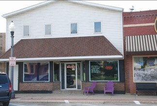 Plus de détails pour 210 S Main St, Fayette, IA - Commerce de détail à vendre