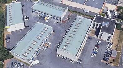 Lisses - AERIAL  map view