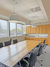 1450 Airport Blvd, Santa Rosa, CA for lease Building Photo- Image 1 of 10