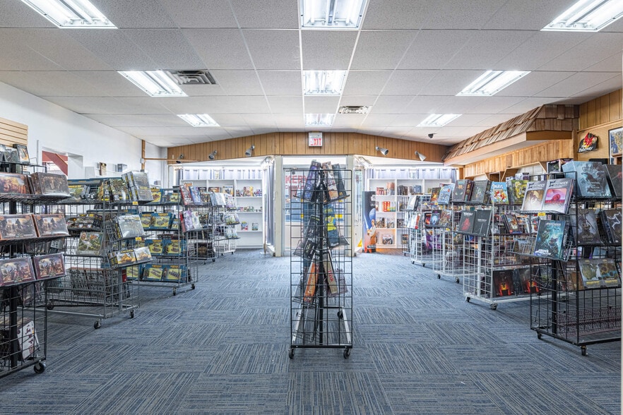 13-15 W Main St, Fairborn, OH for sale - Interior Photo - Image 2 of 6