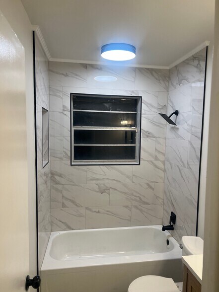 2701 W Haskell Pl, Tulsa, OK à vendre - Photo intérieure - Image 3 de 9