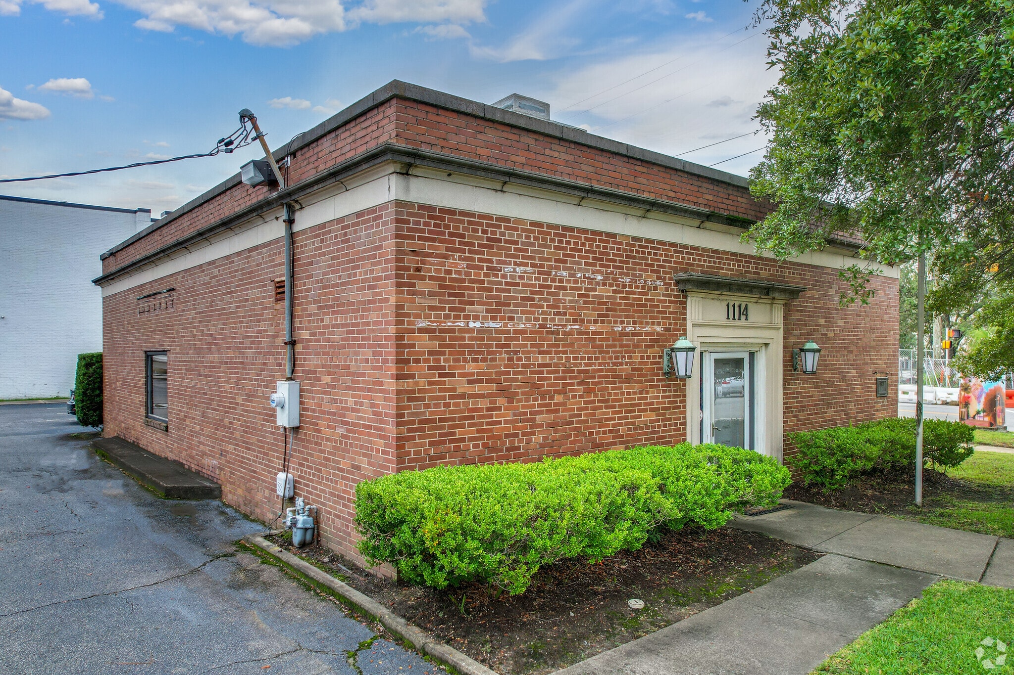 1114 Morrison Dr, Charleston, SC for lease Primary Photo- Image 1 of 10
