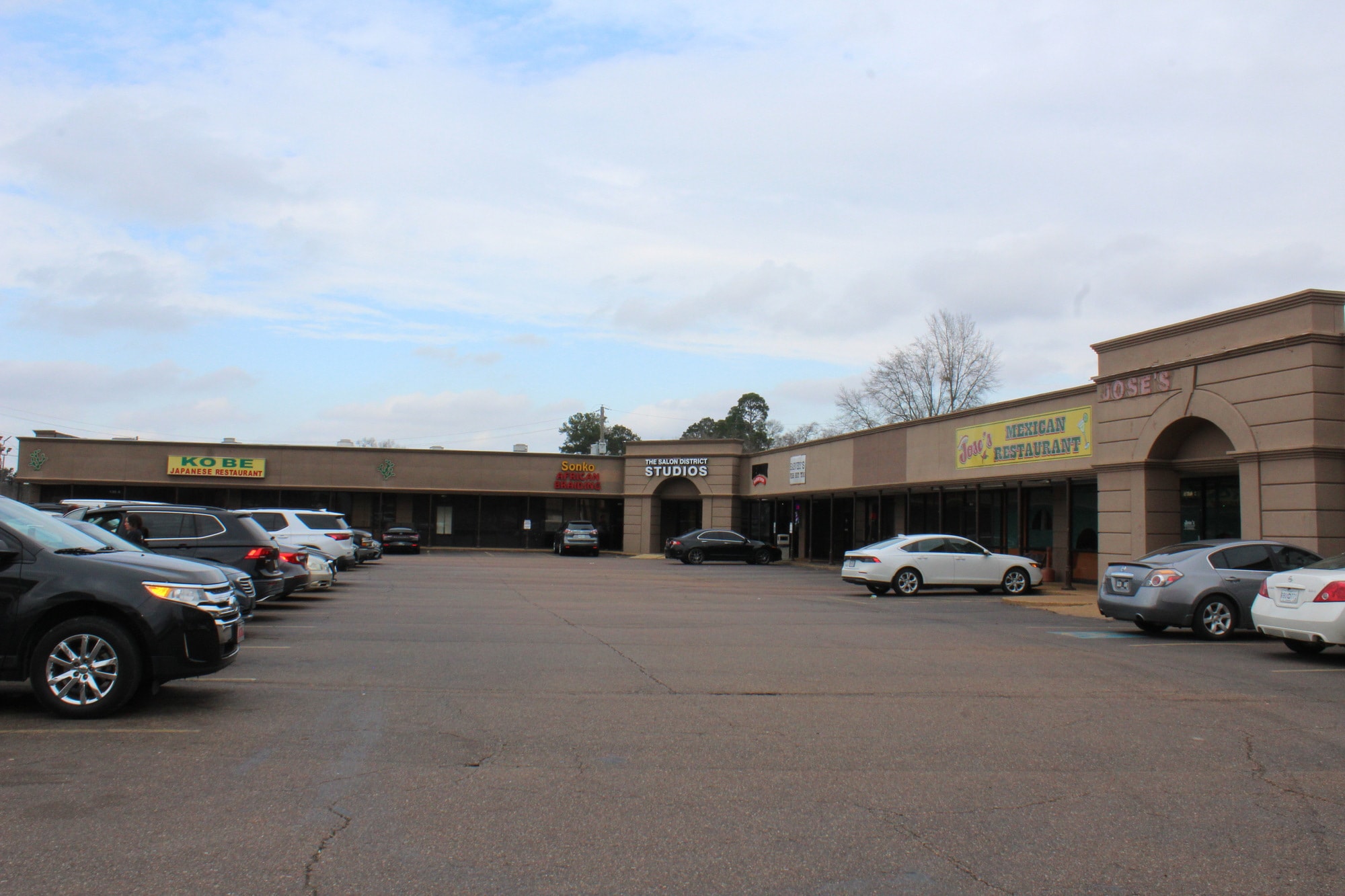 136 S Pearson Rd, Pearl, MS for lease Building Photo- Image 1 of 2
