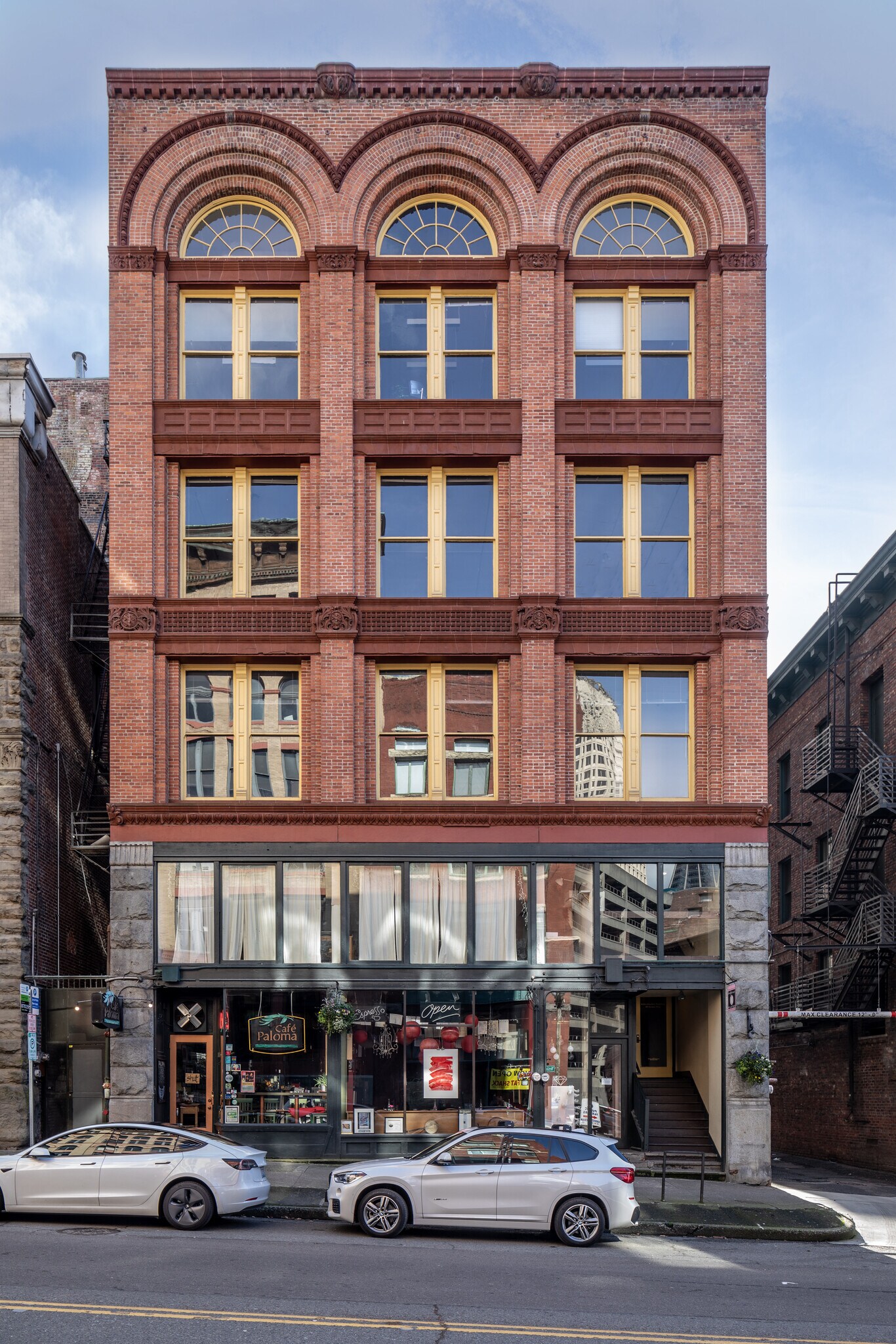 89 Yesler Way, Seattle, WA à louer Photo principale- Image 1 de 3