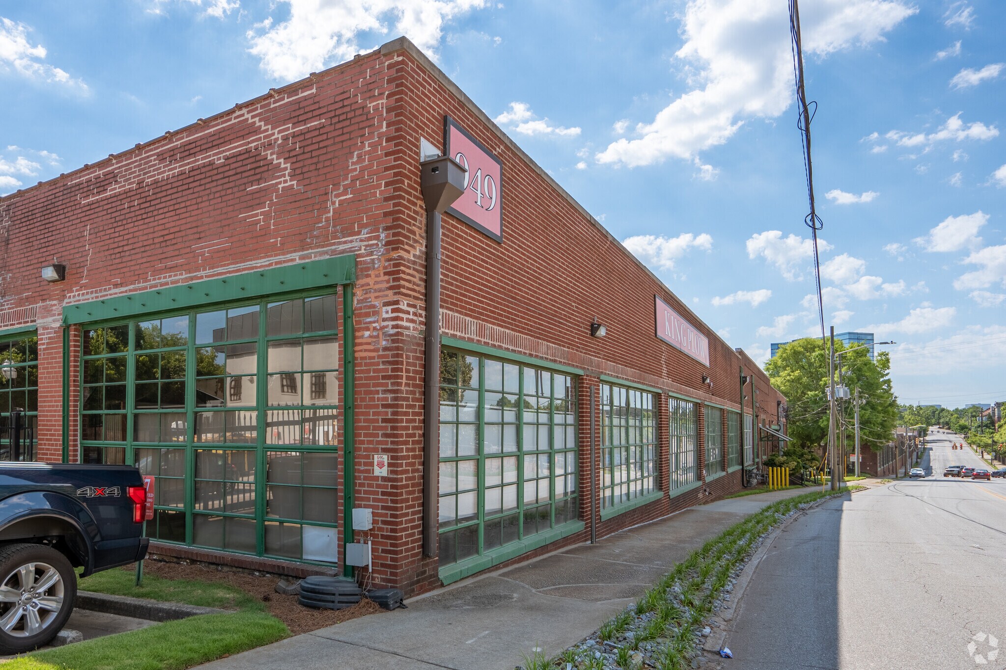 949 W Marietta St NW, Atlanta, GA à vendre Photo du bâtiment- Image 1 de 8