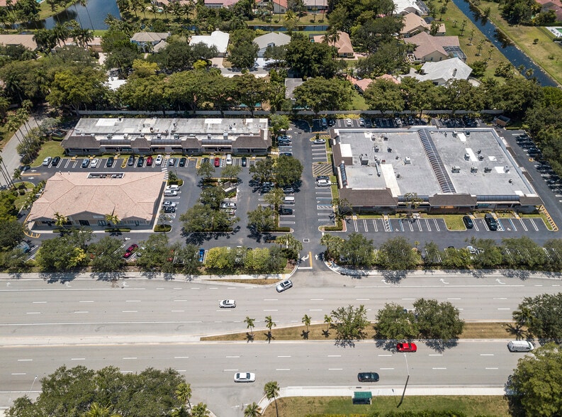 10462 W Atlantic Blvd, Coral Springs, FL for lease - Primary Photo - Image 1 of 18