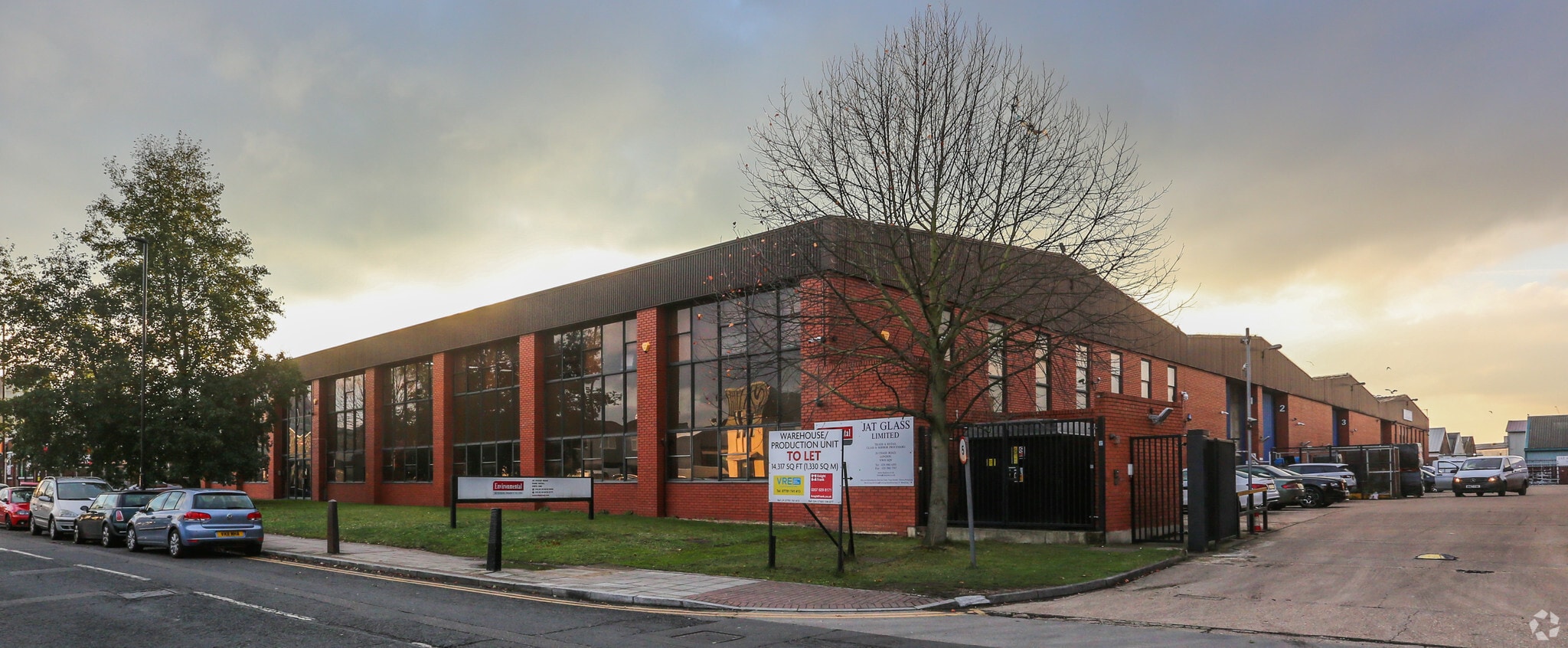 26-28 Chase Rd, London for lease Primary Photo- Image 1 of 2