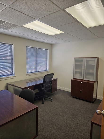 893 S Matlack St, West Chester, PA for lease - Building Photo - Image 2 of 17