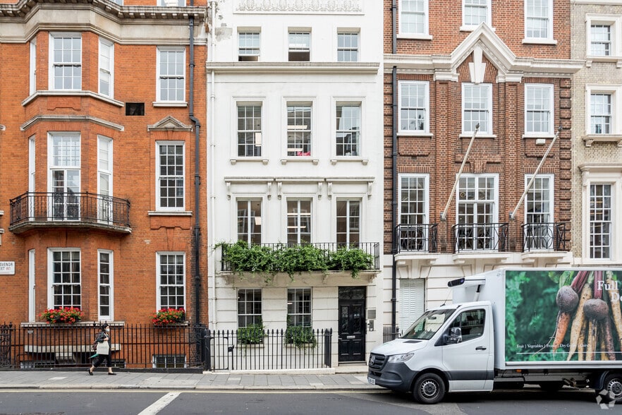 27 Grosvenor St, London for lease - Building Photo - Image 2 of 17