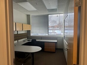 4437 Brookfield Corporate Dr, Chantilly, VA for lease Interior Photo- Image 1 of 7