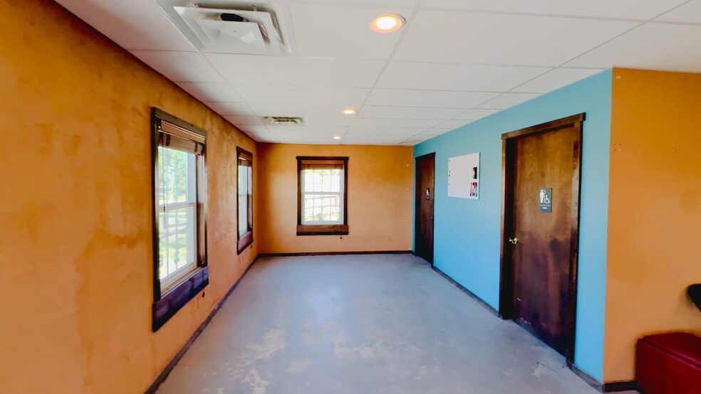 36730 Democracy Dr, Trinidad, CO for lease - Commercial Listing Video - Image 2 of 55