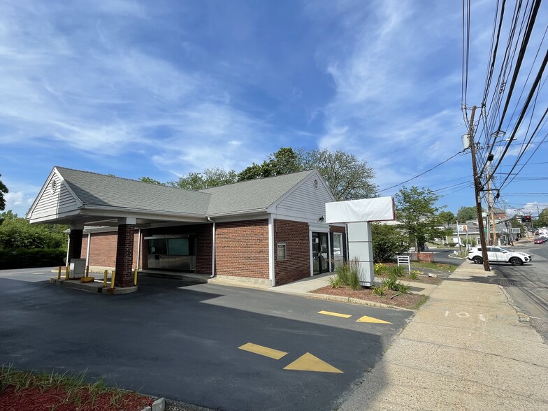 66 Main St, Hopkinton, MA à vendre - Photo principale - Image 1 de 1