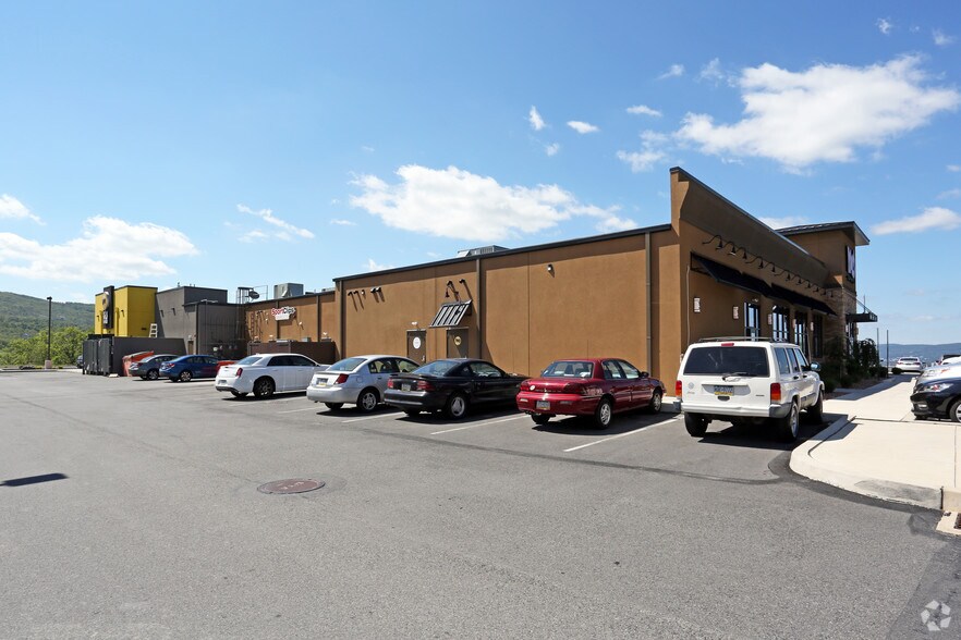 101-119 Bear Creek Blvd, Wilkes-Barre, PA à louer - Photo du bâtiment - Image 3 de 13