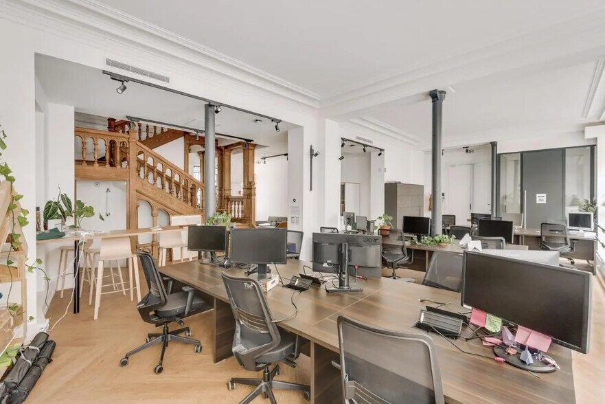 38 Rue Saint-Sabin, Paris à louer - Photo du bâtiment - Image 2 de 15