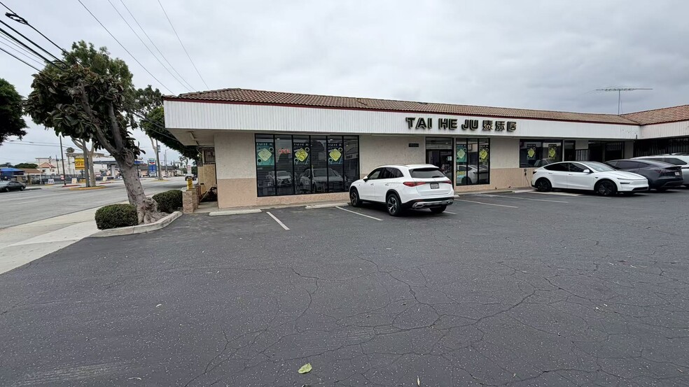 10329-10351 Garvey Ave, El Monte, CA for sale - Building Photo - Image 2 of 14