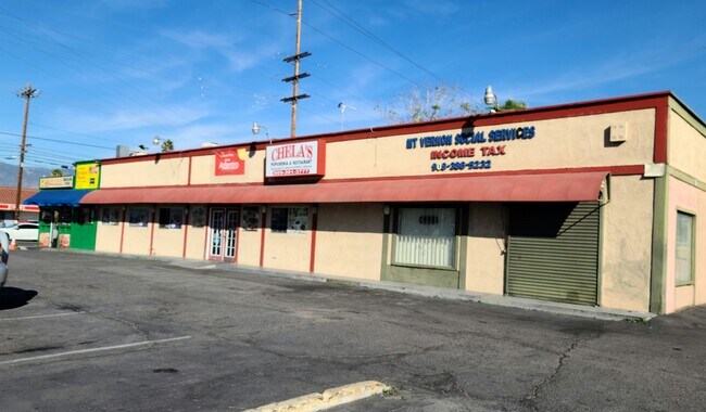 Plus de détails pour 507 S Mt Vernon Ave, San Bernardino, CA - Commerce de détail à louer