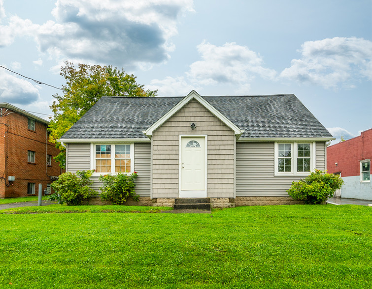 5831 Transit Rd, Depew, NY for sale - Primary Photo - Image 1 of 1