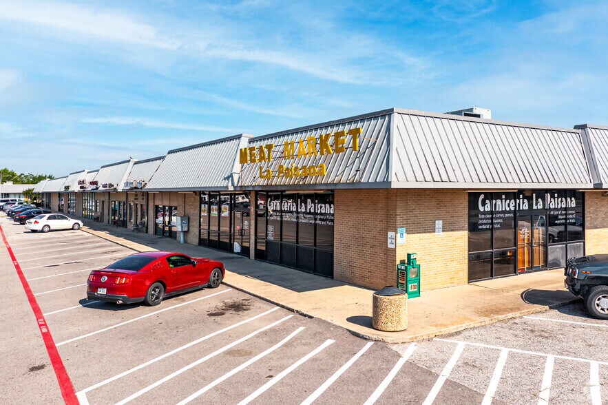 5201 S Colony Blvd, The Colony, TX à louer - Photo du bâtiment - Image 3 de 6